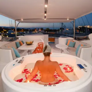 COCA VI - Lifestyle