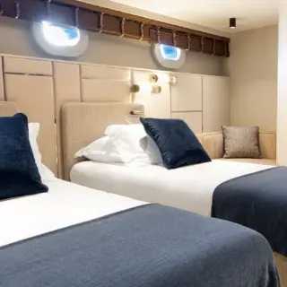 Convertible guest cabin, bed sizes 90 x 200 cm