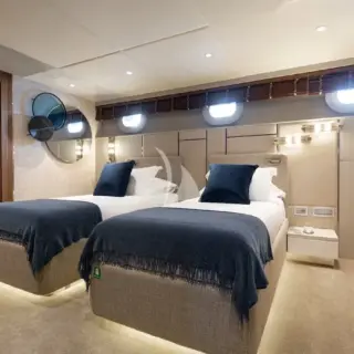 Convertible guest cabin, bed sizes 90 x 200 cm