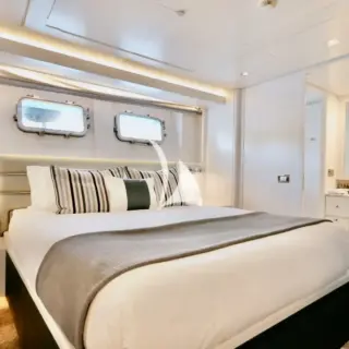 VIP 2 - Starboard