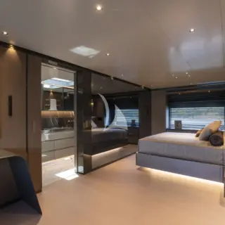 master cabin