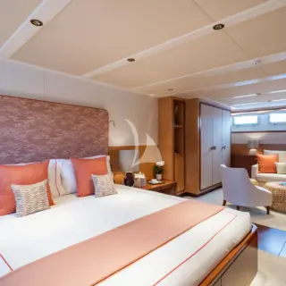 SYNTHESIS 66 - VIP Stateroom
