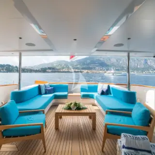 SYNTHESIS 66 - aft deck