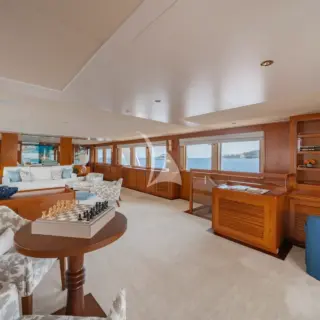 SYNTHESIS 66 - main saloon
