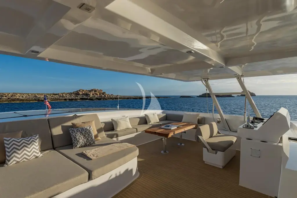 SILENT DREAM - Flybridge