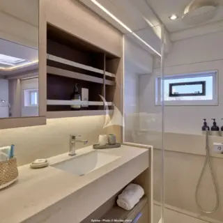 Master cabin bathroom