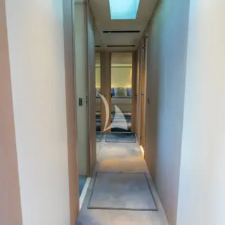 CABINS CORRIDOR