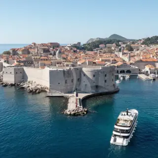 entry in Dubrovnik old port