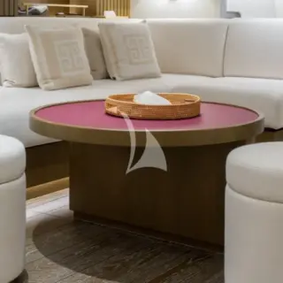 FANCY - Saloon