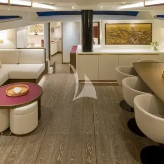 FANCY - Main saloon