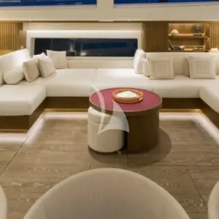 FANCY - Main saloon