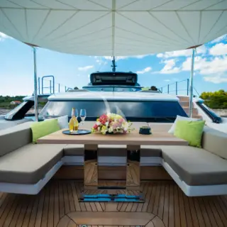 Bow Seating and Table