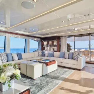 Upper Deck Salon II