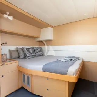 Double cabin