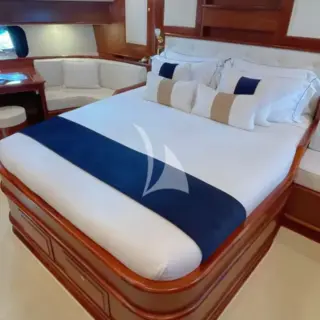 ABUNDANCE - Master Cabin