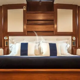 ABUNDANCE - Master Cabin