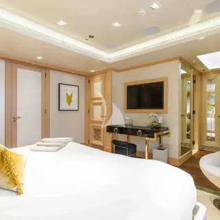 Main Deck | Guest Stateroom 1