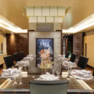 QUANTUM OF SOLACE - Main Deck | Dining Area