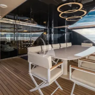 Main Deck Aft Dining