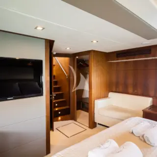 VIP Cabin