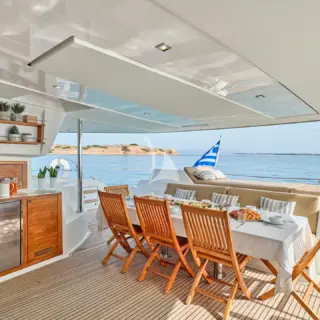 Aft Deck - Dining Area