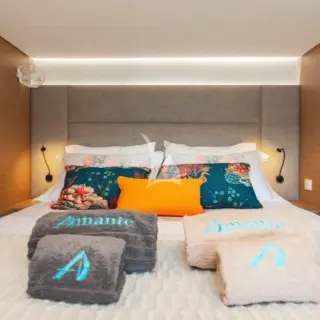 Guest cabin