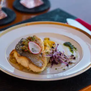 TRINAKRIA - Dining