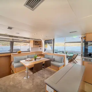 Salon & Galley
