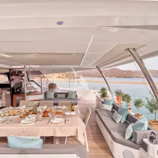 DOLLY - Dining table aft