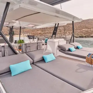 Flybridge Sunbeds
