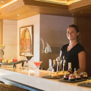 Bridge deck lounge bar