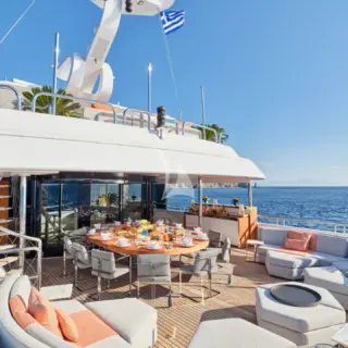 Upper Deck
