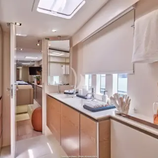 Master cabin - Bathroom