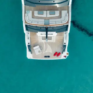 ENTOURAGE - Image 15