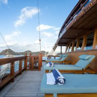 Bridge deck balcony
