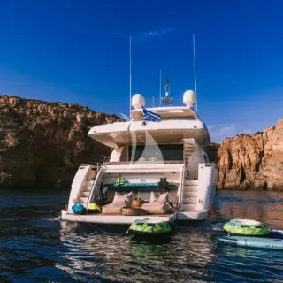 Aft view - Beach club