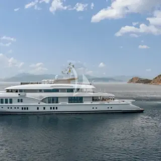 LADY VERA - Image 7