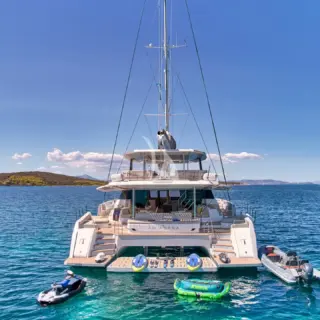Exterior photo aft deck