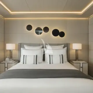 Bridge deck double cabin