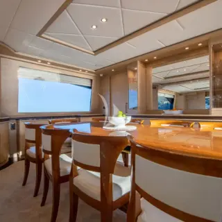 Main salon dining