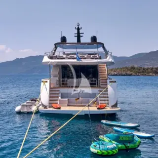 Water toys