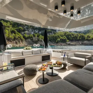 DHAMMA II - Aft Sofa Area