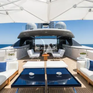 HALO - Sundeck