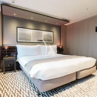 HALO - Double / Twin Cabin