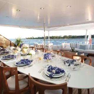 Bridge deck aft dining table
