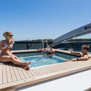 Jacuzzi