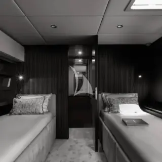 GRAYONE - Image 6