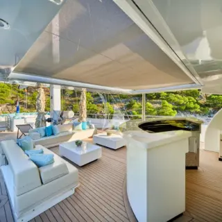 deck lounging area