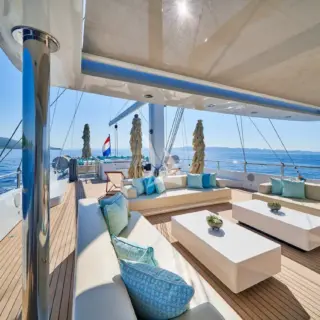 deck lounge area