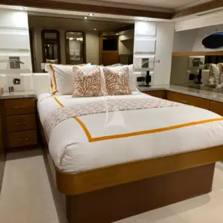 Double Cabin